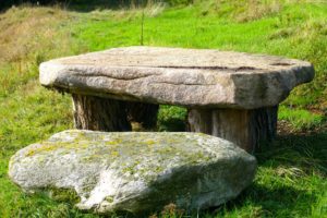 stone-table-2814444_960_720